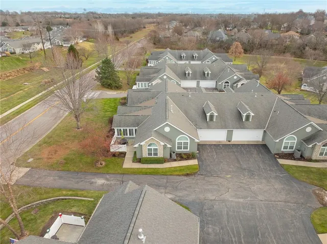 $360,000 | 7132 Hedge Ln Terrace, Shawnee, KS 66227