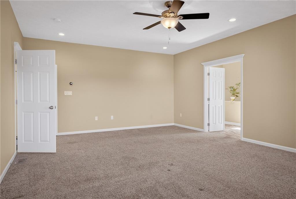 229 West Country Barn Road Houston, PA 15342 - Photo 22 of 50