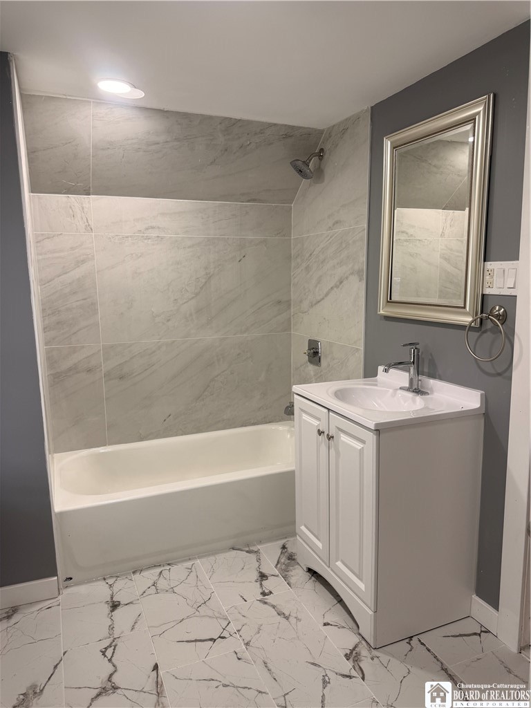 23 Leming Street Dunkirk, NY 14048 - Photo 16 of 19 Primary Suite Bathroom
