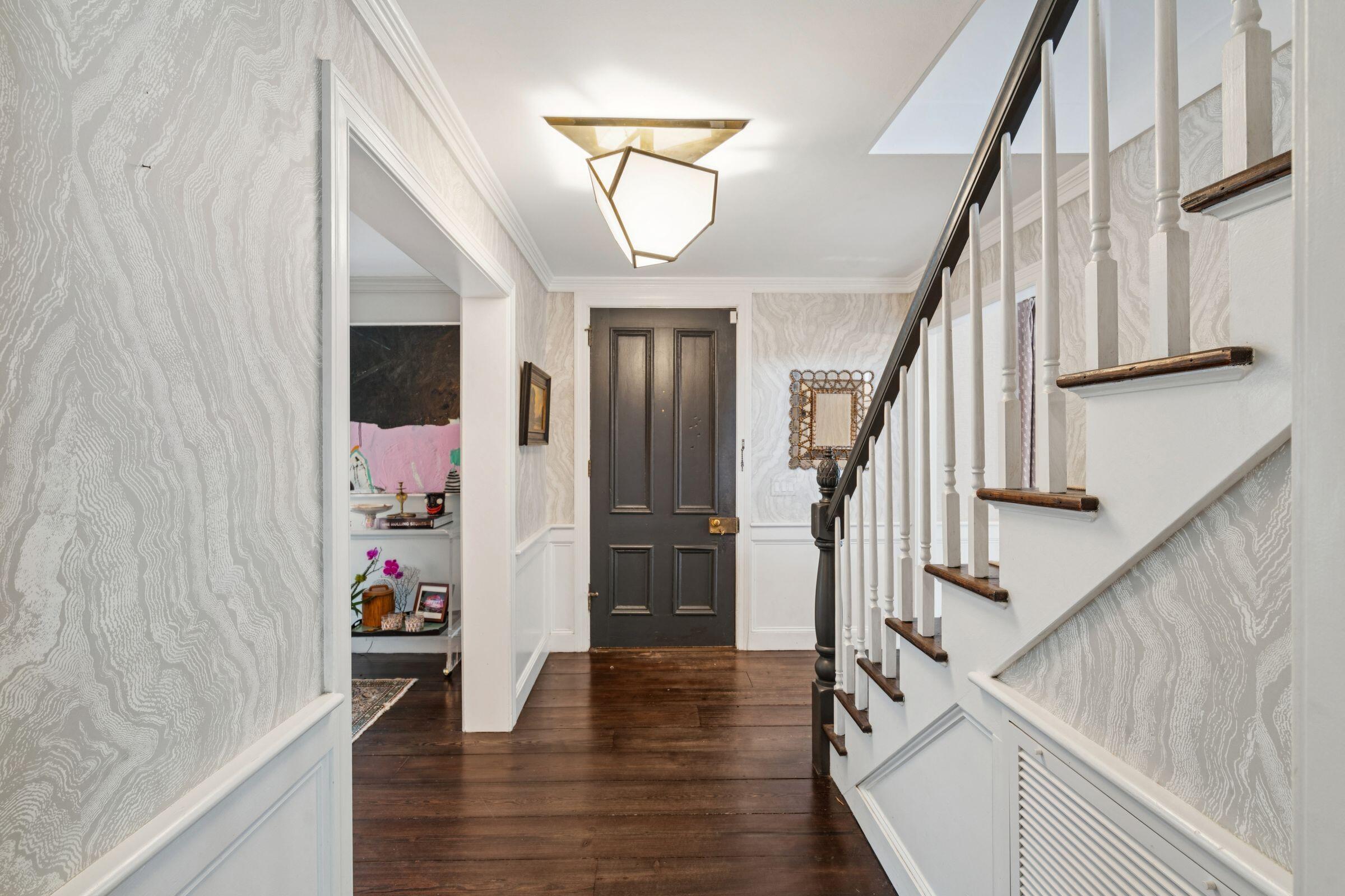 242 Middle Street Mount Pleasant, SC 29464 - Photo 13 of 99 242MiddleSt-KeenEyeMarketing-024