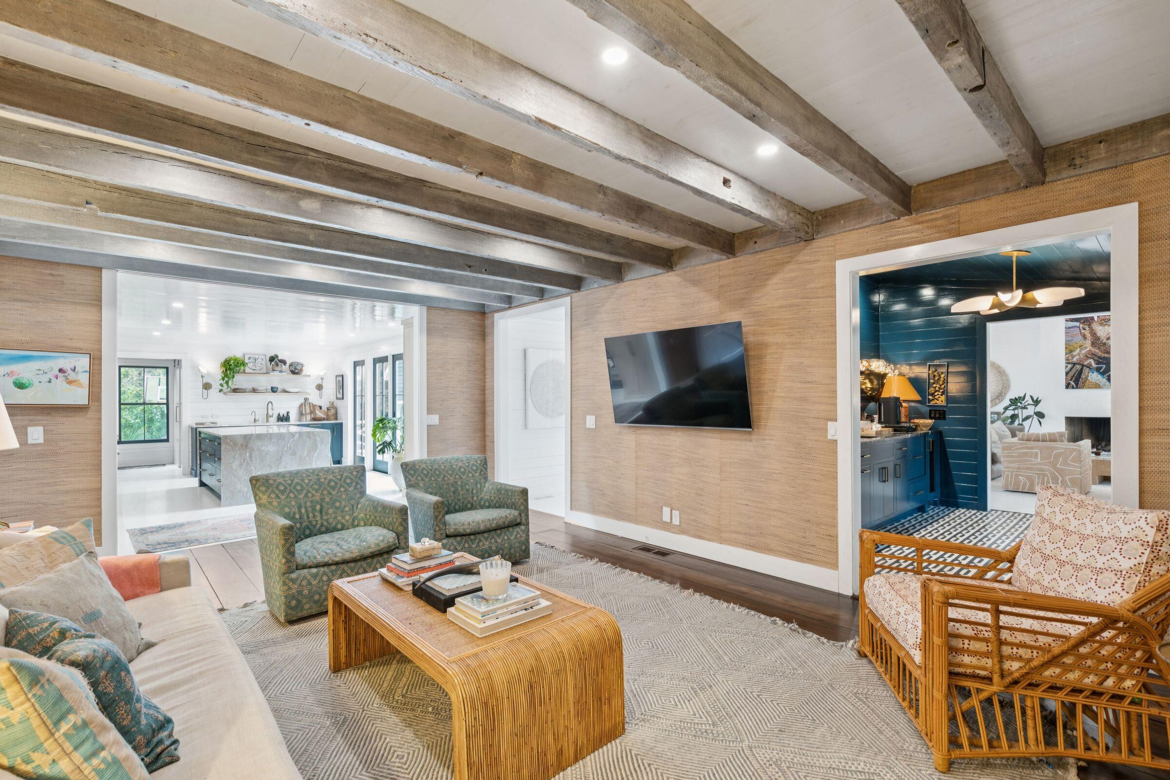 242 Middle Street Mount Pleasant, SC 29464 - Photo 30 of 99 242MiddleSt-KeenEyeMarketing-054