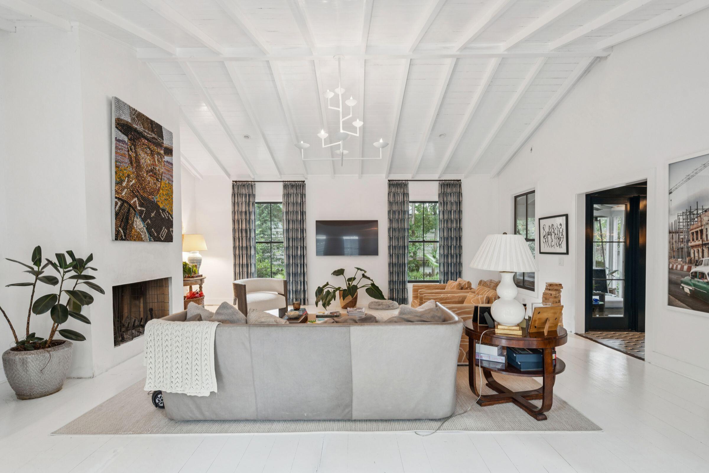 242 Middle Street Mount Pleasant, SC 29464 - Photo 42 of 99 242MiddleSt-KeenEyeMarketing-067