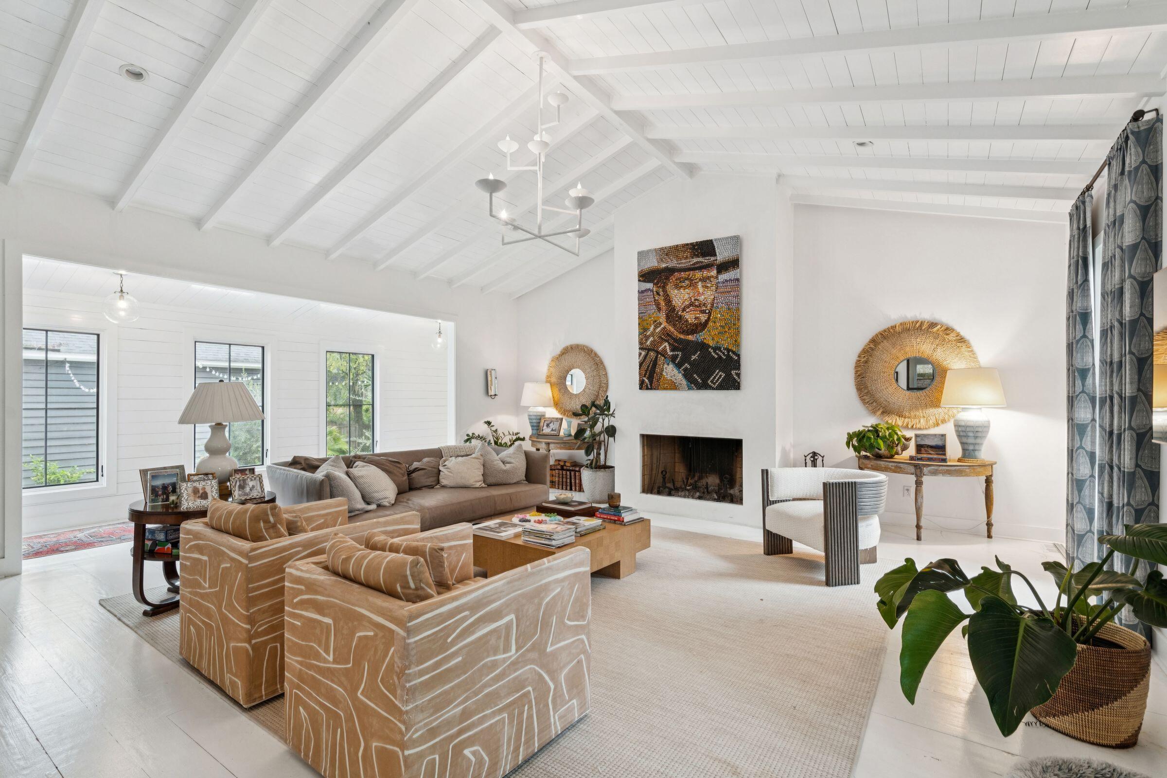 242 Middle Street Mount Pleasant, SC 29464 - Photo 46 of 99 242MiddleSt-KeenEyeMarketing-072