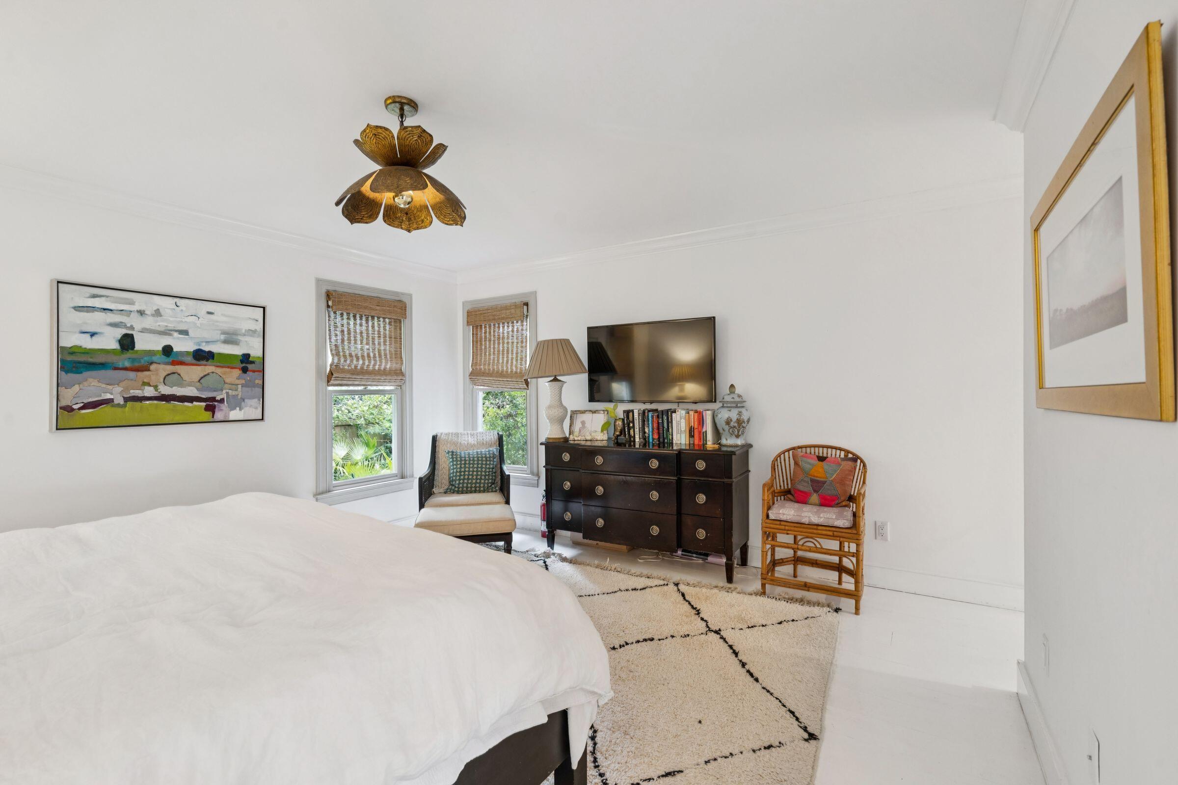 242 Middle Street Mount Pleasant, SC 29464 - Photo 51 of 99 242MiddleSt-KeenEyeMarketing-078