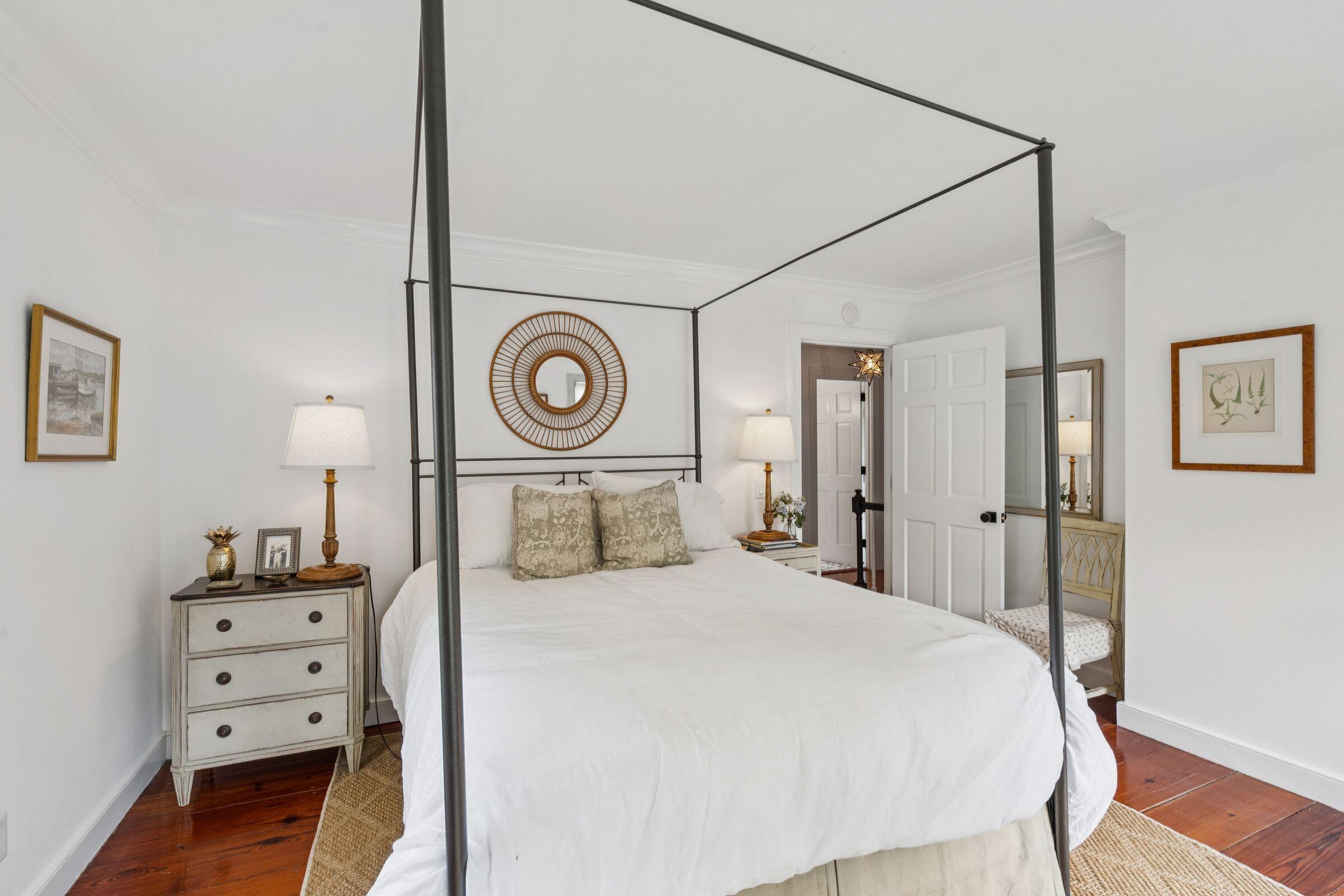 242 Middle Street Mount Pleasant, SC 29464 - Photo 60 of 99 242MiddleSt-KeenEyeMarketing-089