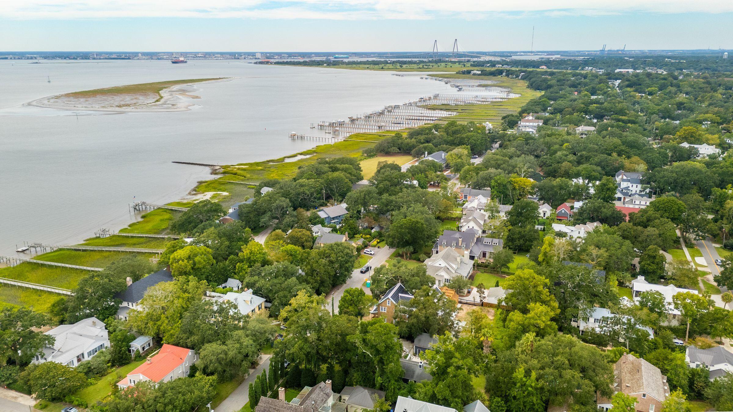 242 Middle Street Mount Pleasant, SC 29464 - Photo 95 of 99 242MiddleSt-KeenEyeMarketing-002