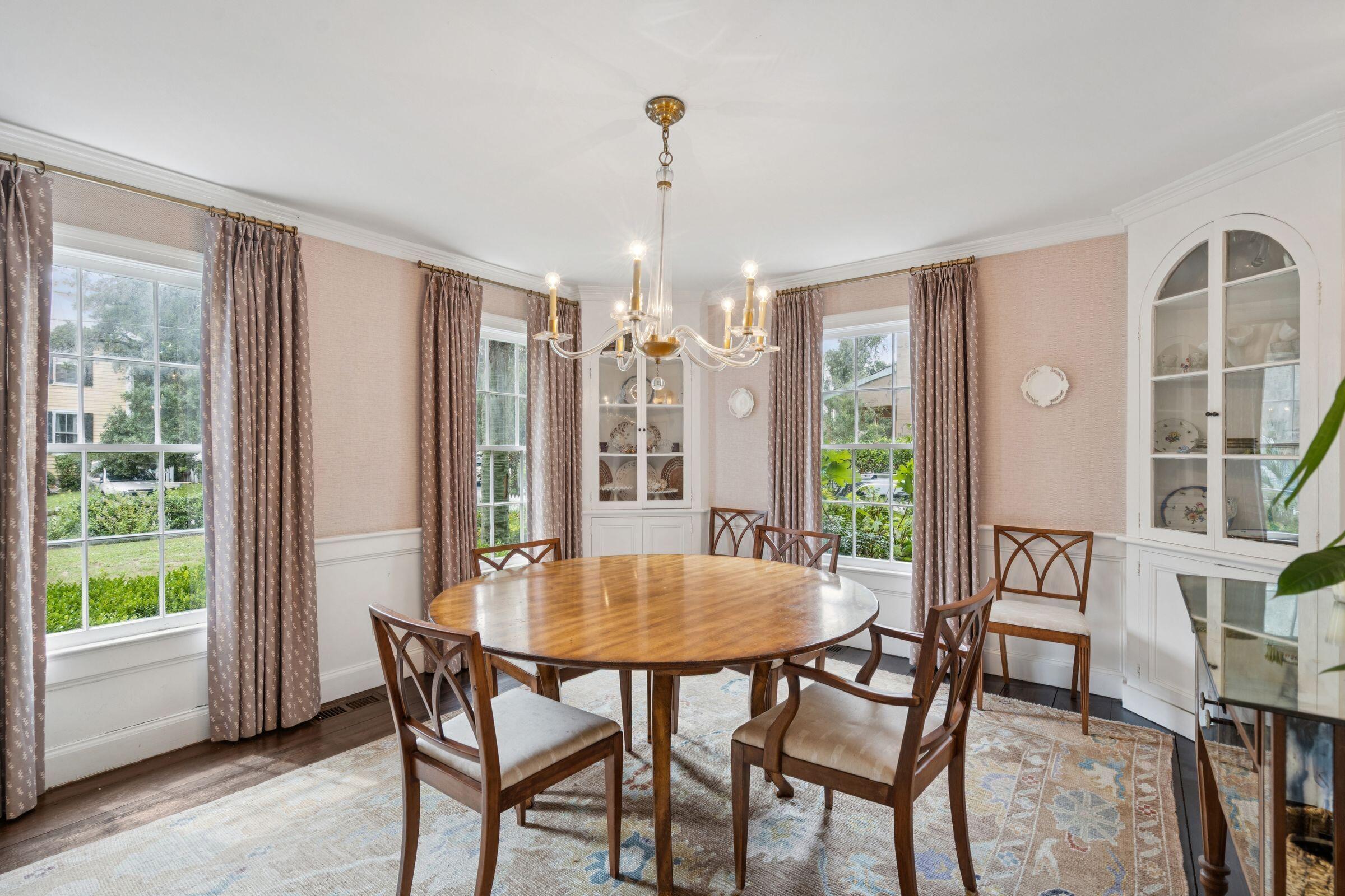 242 Middle Street Mount Pleasant, SC 29464 - Photo 10 of 99 242MiddleSt-KeenEyeMarketing-019