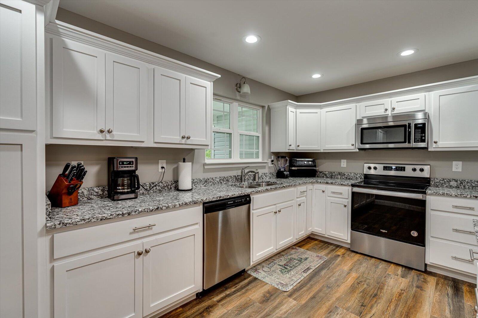 487 Hazelwood Road Dayton, TN 37321 - Photo 11 of 36 11-487 Hazelwood Rd-11