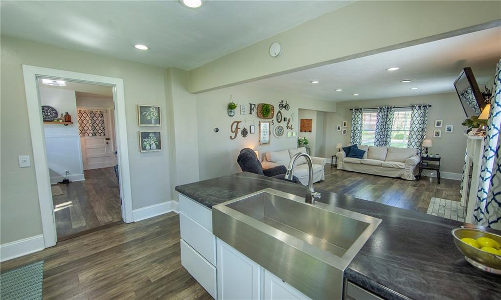 844 South Pendleton Avenue Pendleton, IN 46064 - Photo 9 of 32 Gallery Image 9