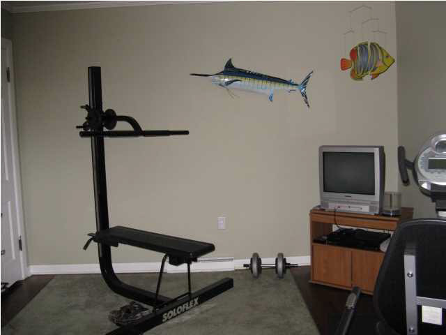 5475 Ridgewood Road Jackson, MS 39211 - Photo 17 of 27 Another bedroom used as exercise room.