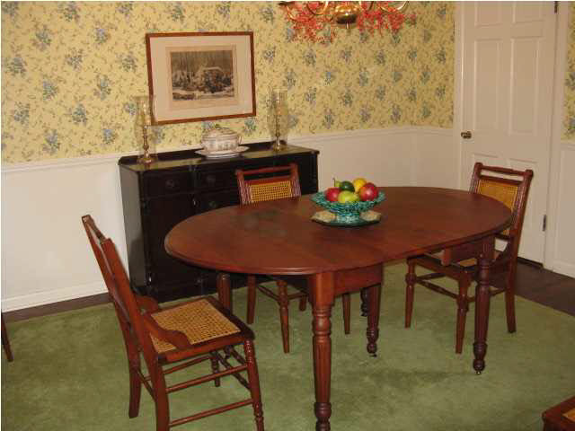 5475 Ridgewood Road Jackson, MS 39211 - Photo 7 of 27 Dining room.