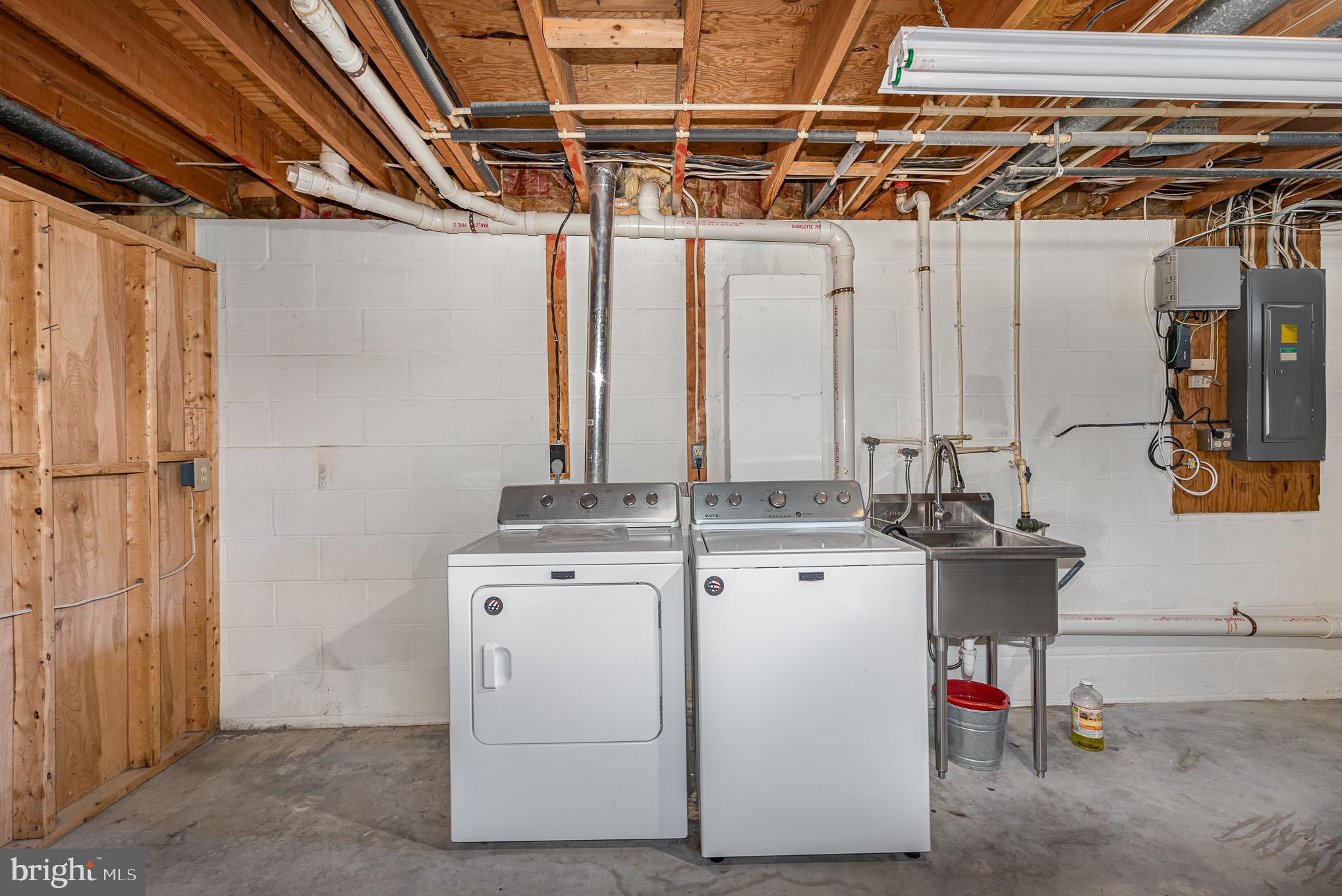 2210 Perryman Road Aberdeen, MD 21001 - Photo 19 of 27 Washer/Dryer