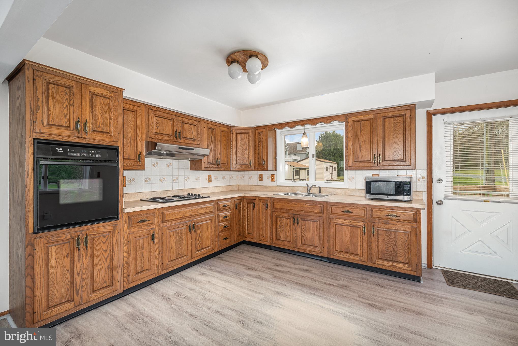 2210 Perryman Road Aberdeen, MD 21001 - Photo 6 of 27 Plenty of kitchen space