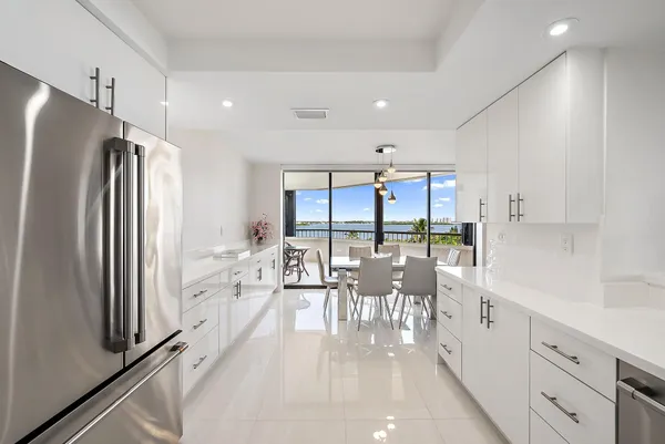 $7,000 | 5070 North Ocean Drive, Unit 5B, Riviera Beach, FL 33404