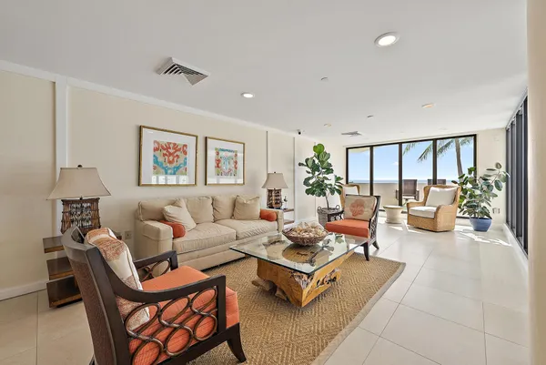 $7,000 | 5070 North Ocean Drive, Unit 5B, Riviera Beach, FL 33404