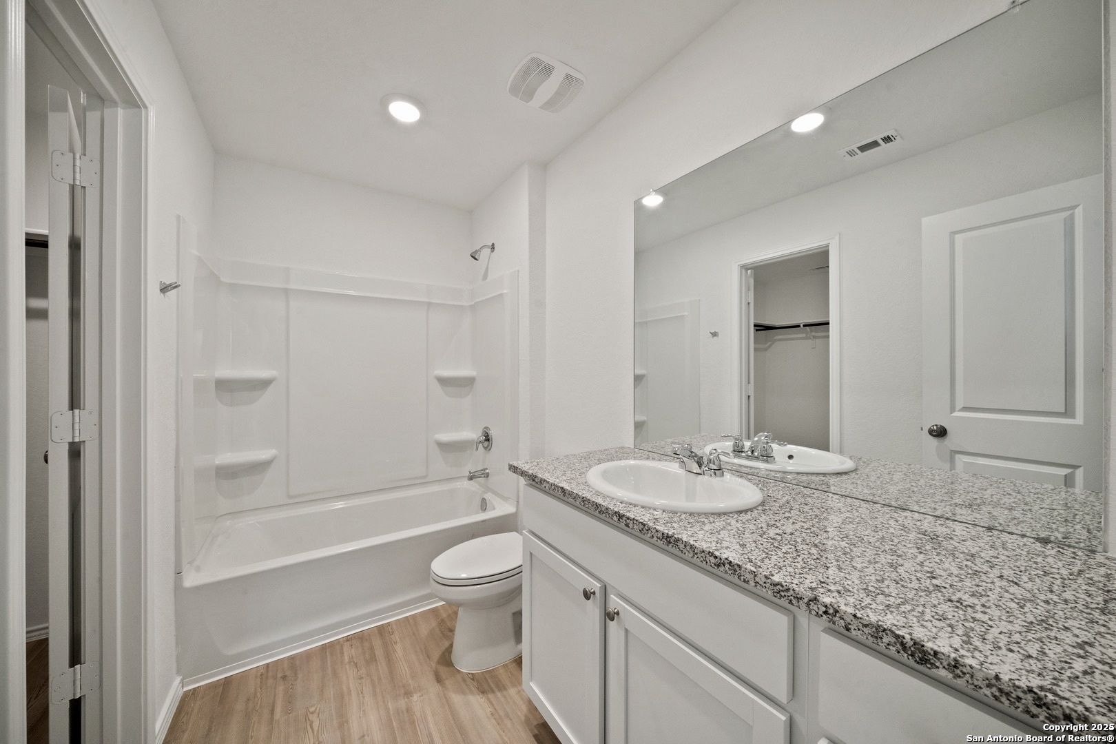 14722 Dillard Mill San Antonio, TX 78254 - Photo 11 of 19