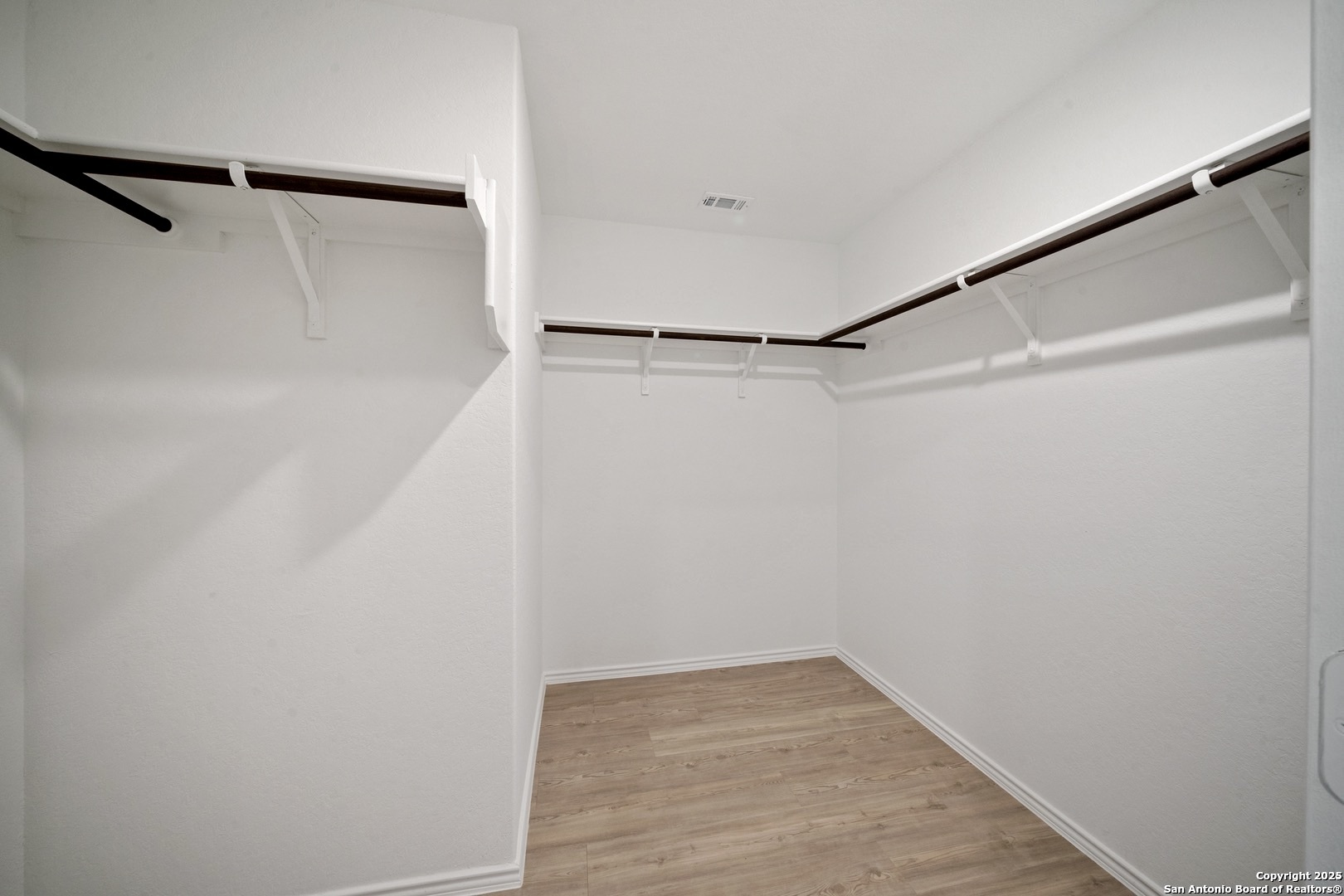 14722 Dillard Mill San Antonio, TX 78254 - Photo 13 of 19