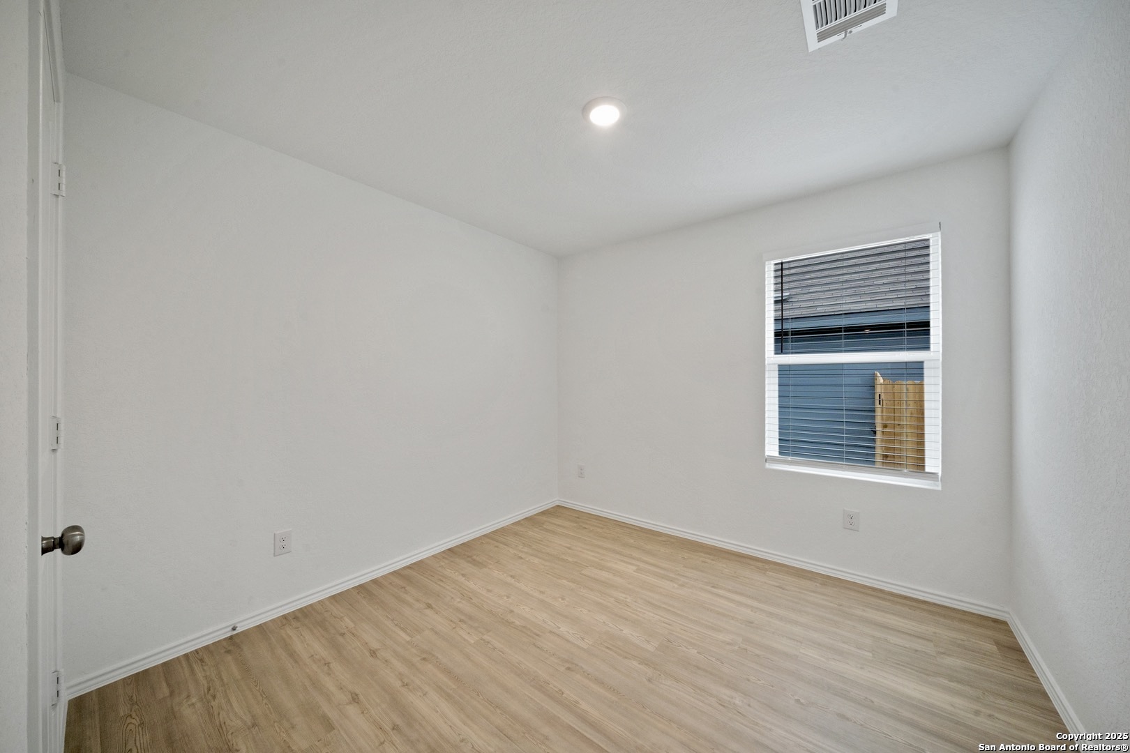 14722 Dillard Mill San Antonio, TX 78254 - Photo 14 of 19