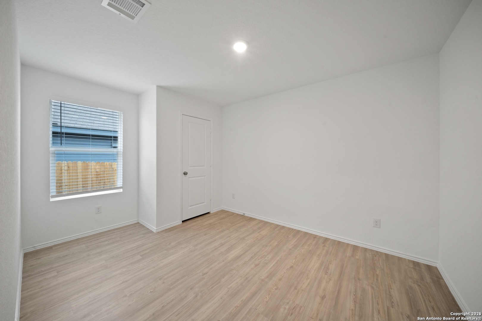 14722 Dillard Mill San Antonio, TX 78254 - Photo 16 of 19