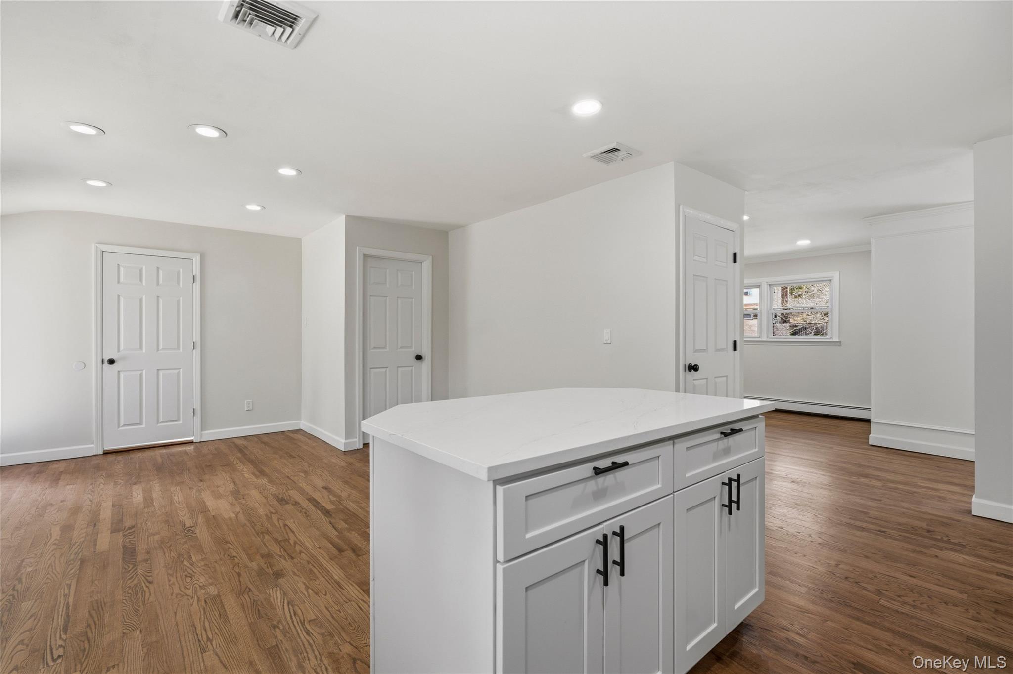 75 Hawthorne Road Kings Park, NY 11754 - Photo 11 of 34 Kitchen