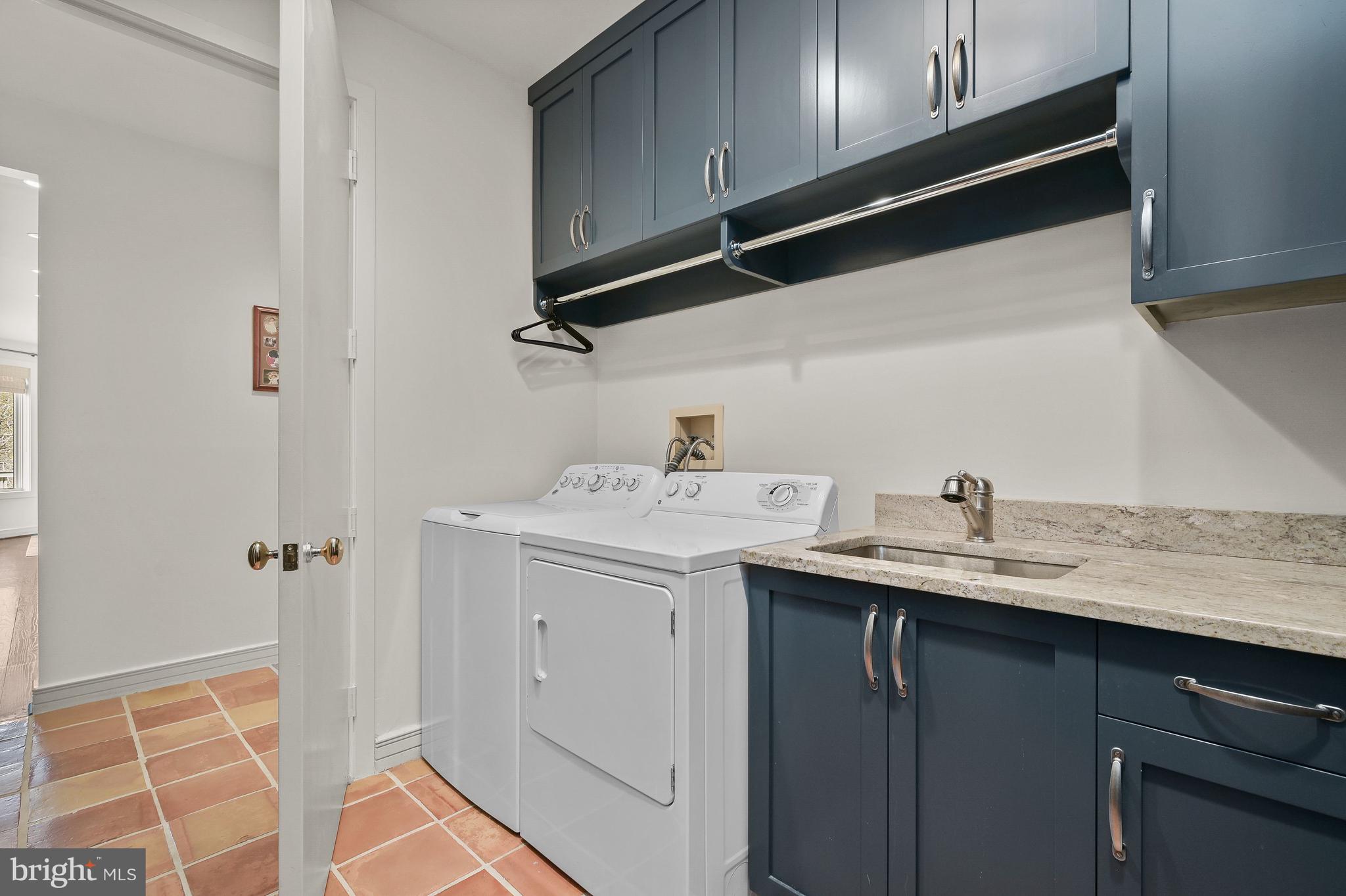 11850 Farside Road Ellicott City, MD 21042 - Photo 44 of 83 Laundry Room