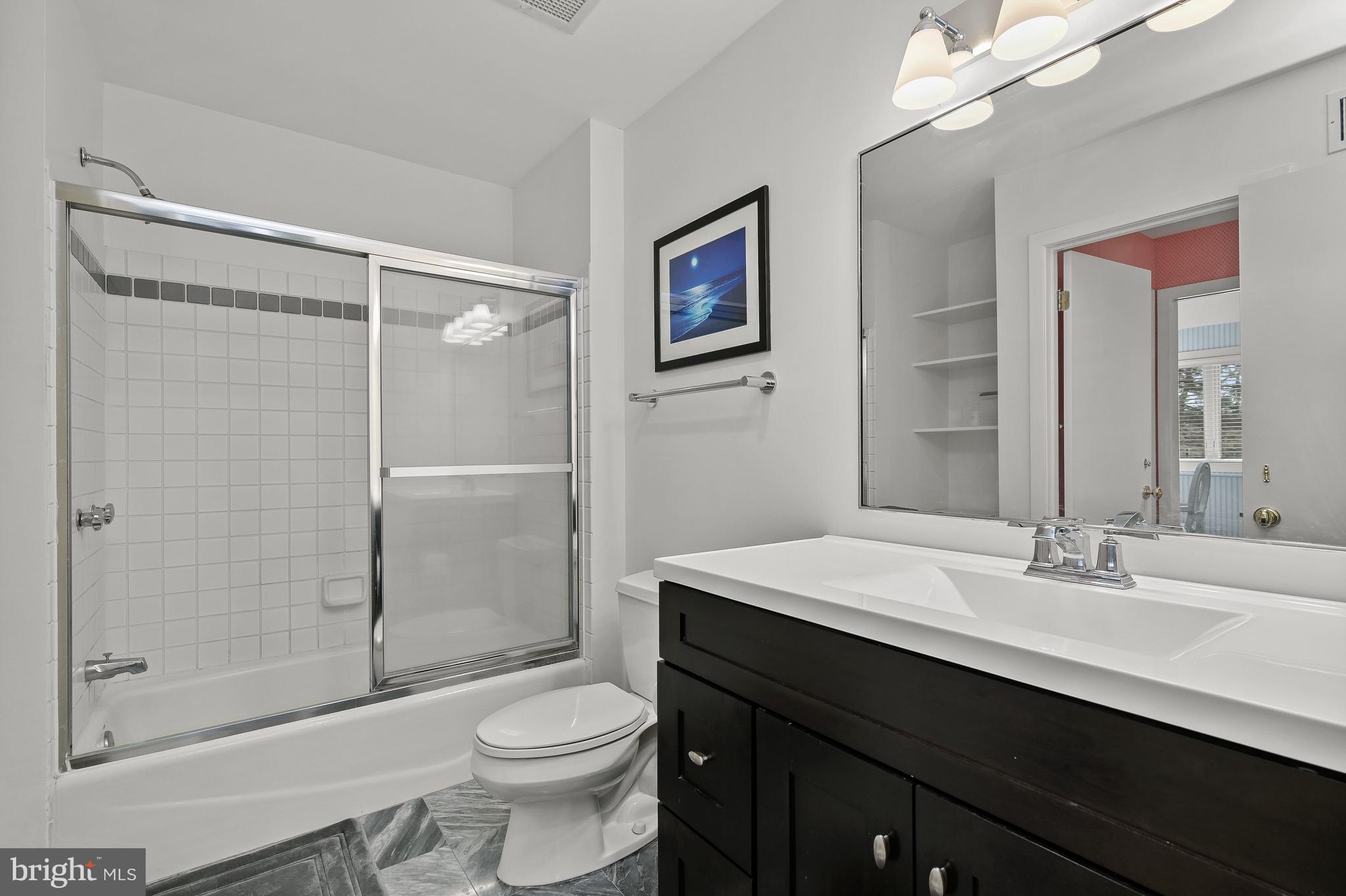 11850 Farside Road Ellicott City, MD 21042 - Photo 61 of 83 Dual Entry Bath