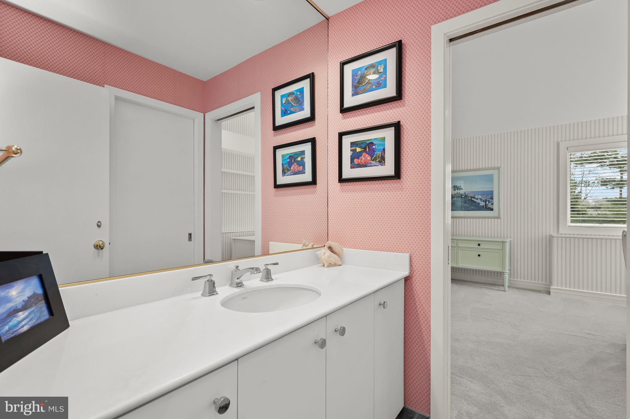 11850 Farside Road Ellicott City, MD 21042 - Photo 64 of 83 Dual Entry Bath