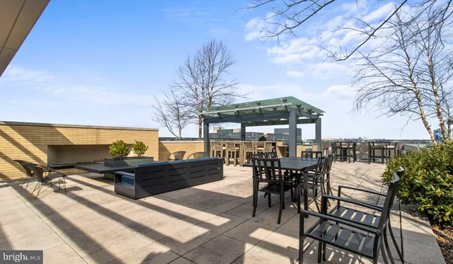 $2,832 | 8300 Wisconsin Avenue, Unit 1B1925, Bethesda, MD 20814