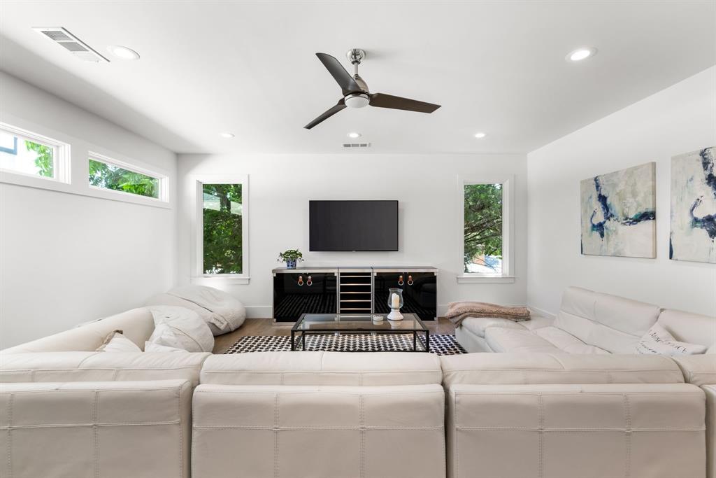 6243 Churchill Way Dallas, TX 75230 - Photo 33 of 40