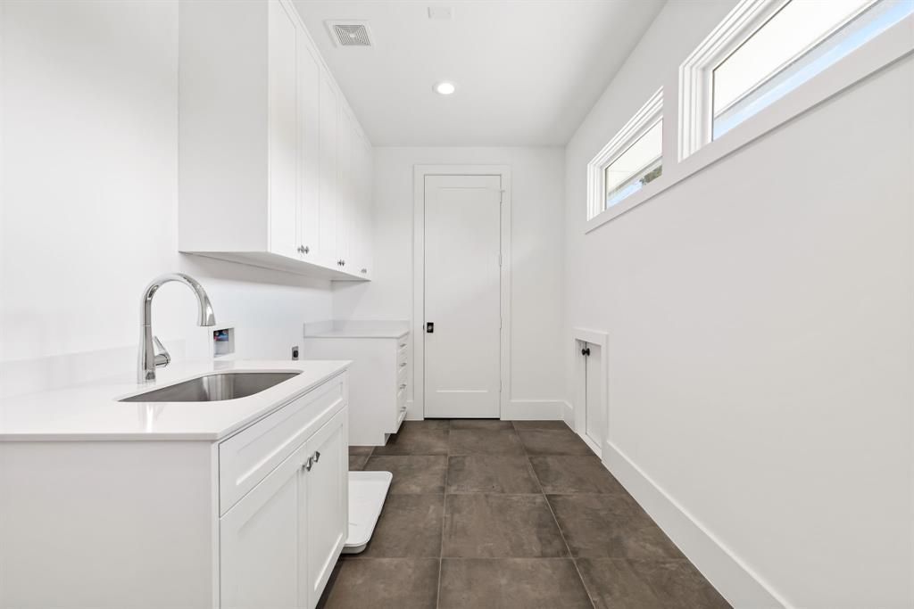 6243 Churchill Way Dallas, TX 75230 - Photo 35 of 40