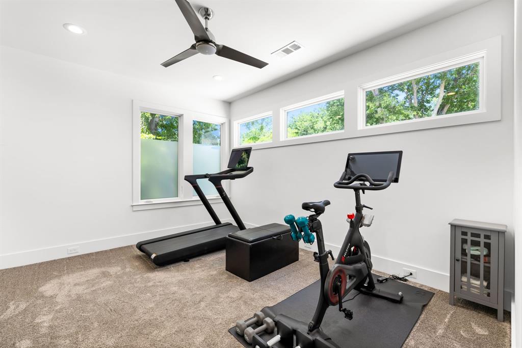 6243 Churchill Way Dallas, TX 75230 - Photo 36 of 40