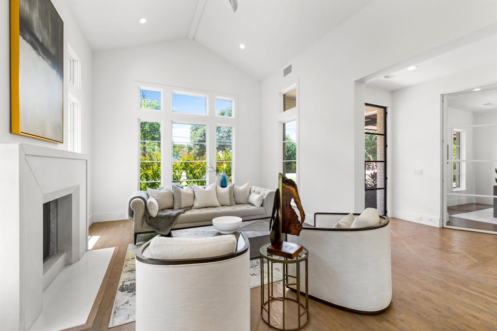 6243 Churchill Way Dallas, TX 75230 - Photo 8 of 40