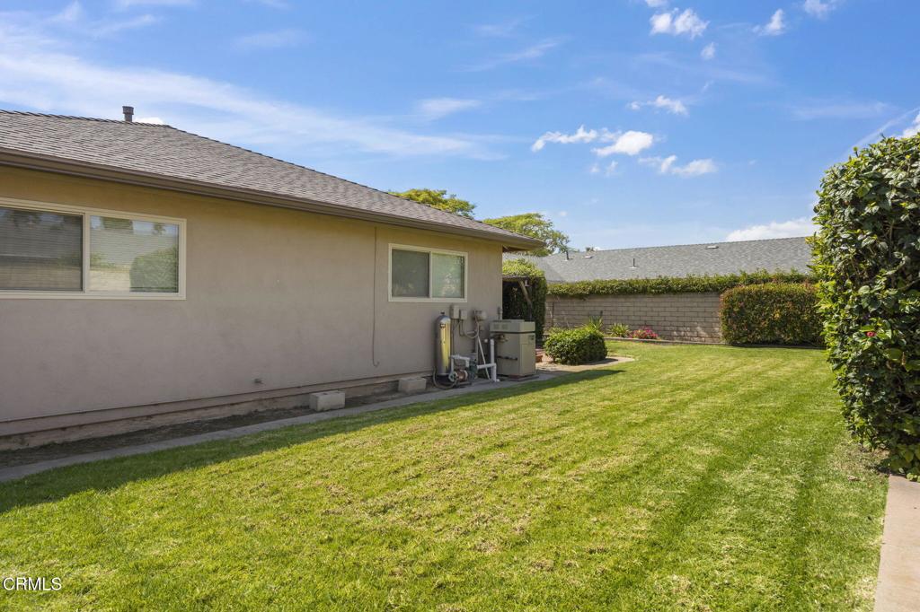 2040 Olga Street Oxnard, CA 93036 - Photo 27 of 48 28-web-or-mls-SeaoroStudios-2040Olga041