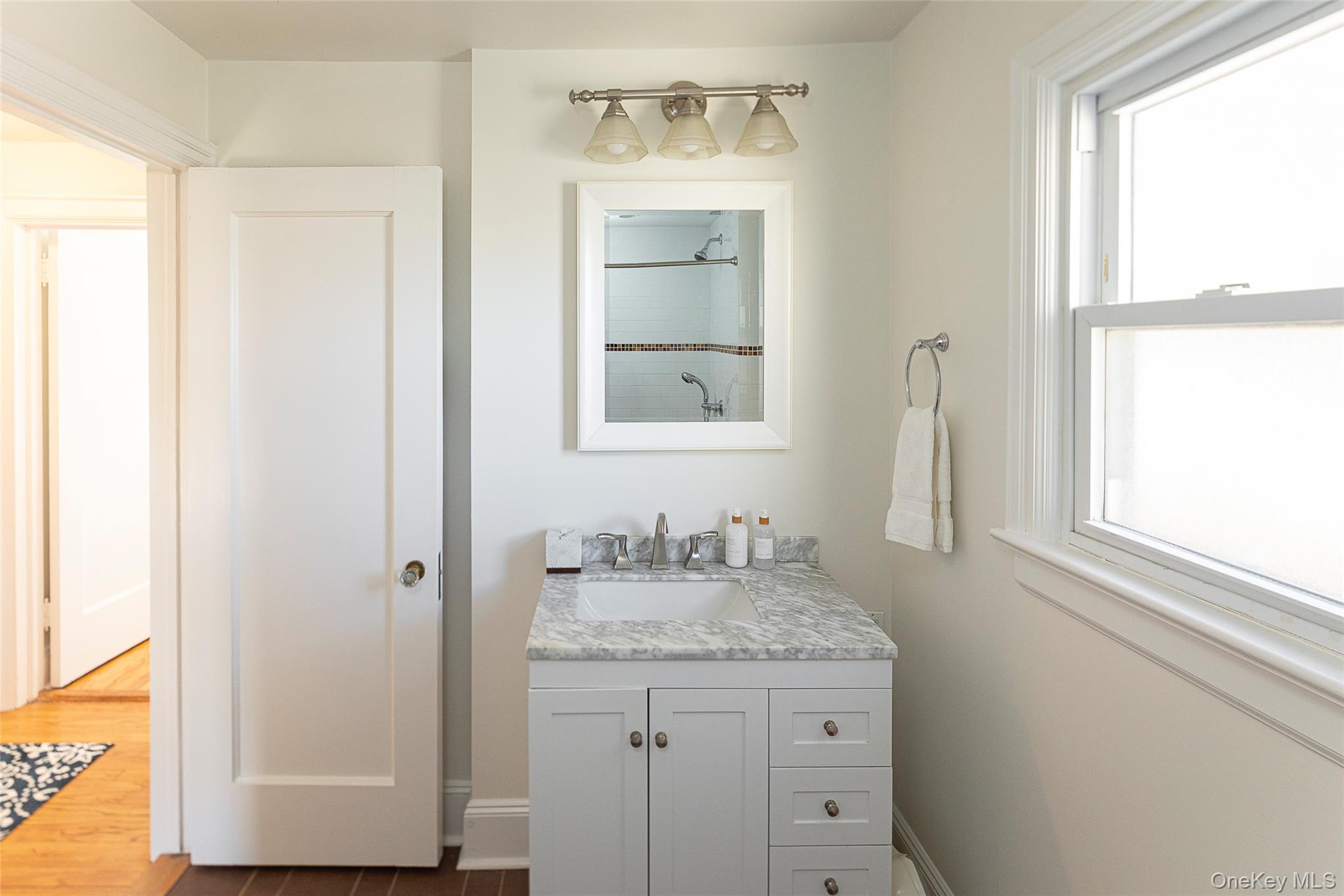 459 Bronxville Road Bronxville, NY 10708 - Photo 15 of 28