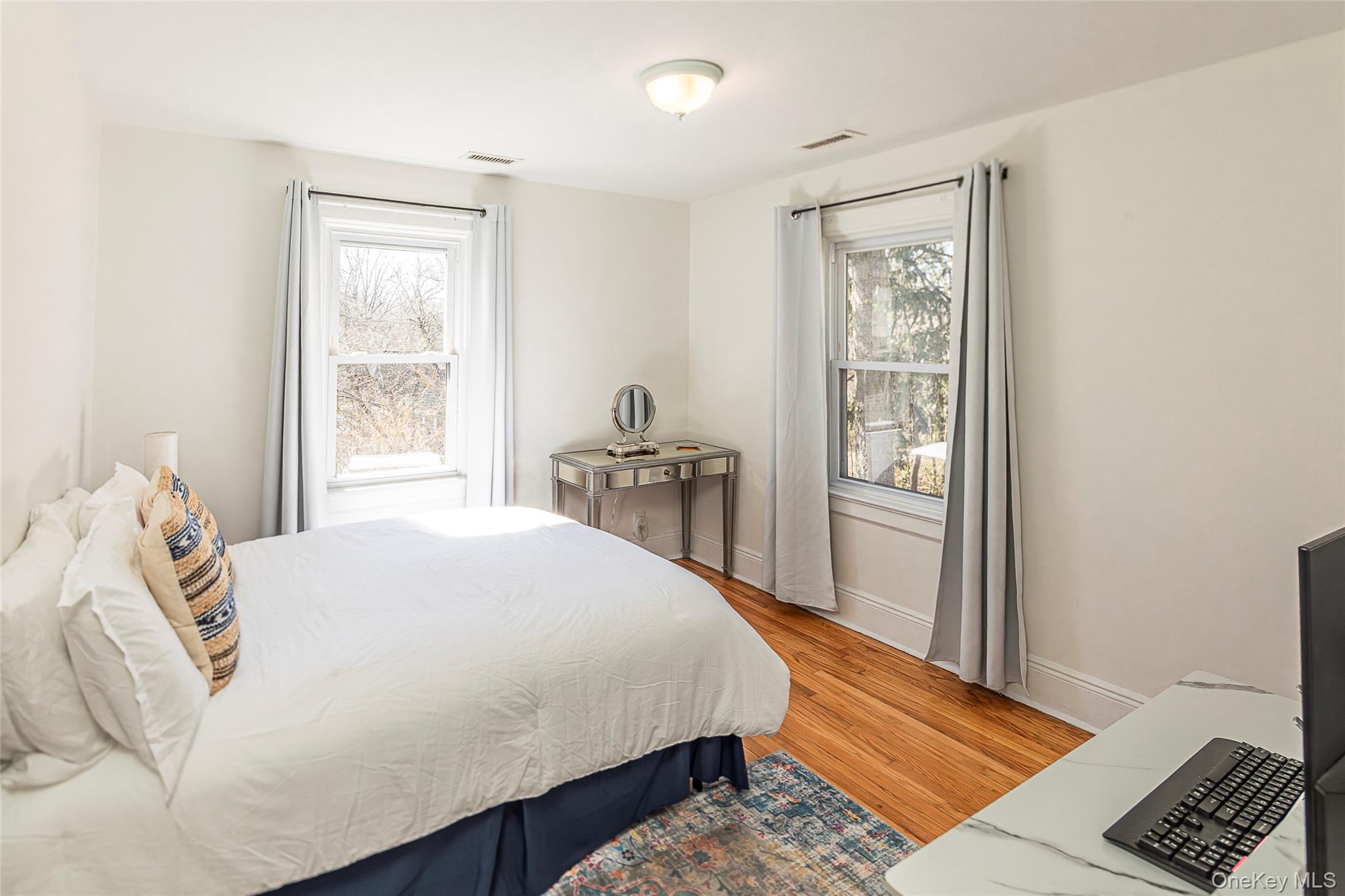 459 Bronxville Road Bronxville, NY 10708 - Photo 16 of 28