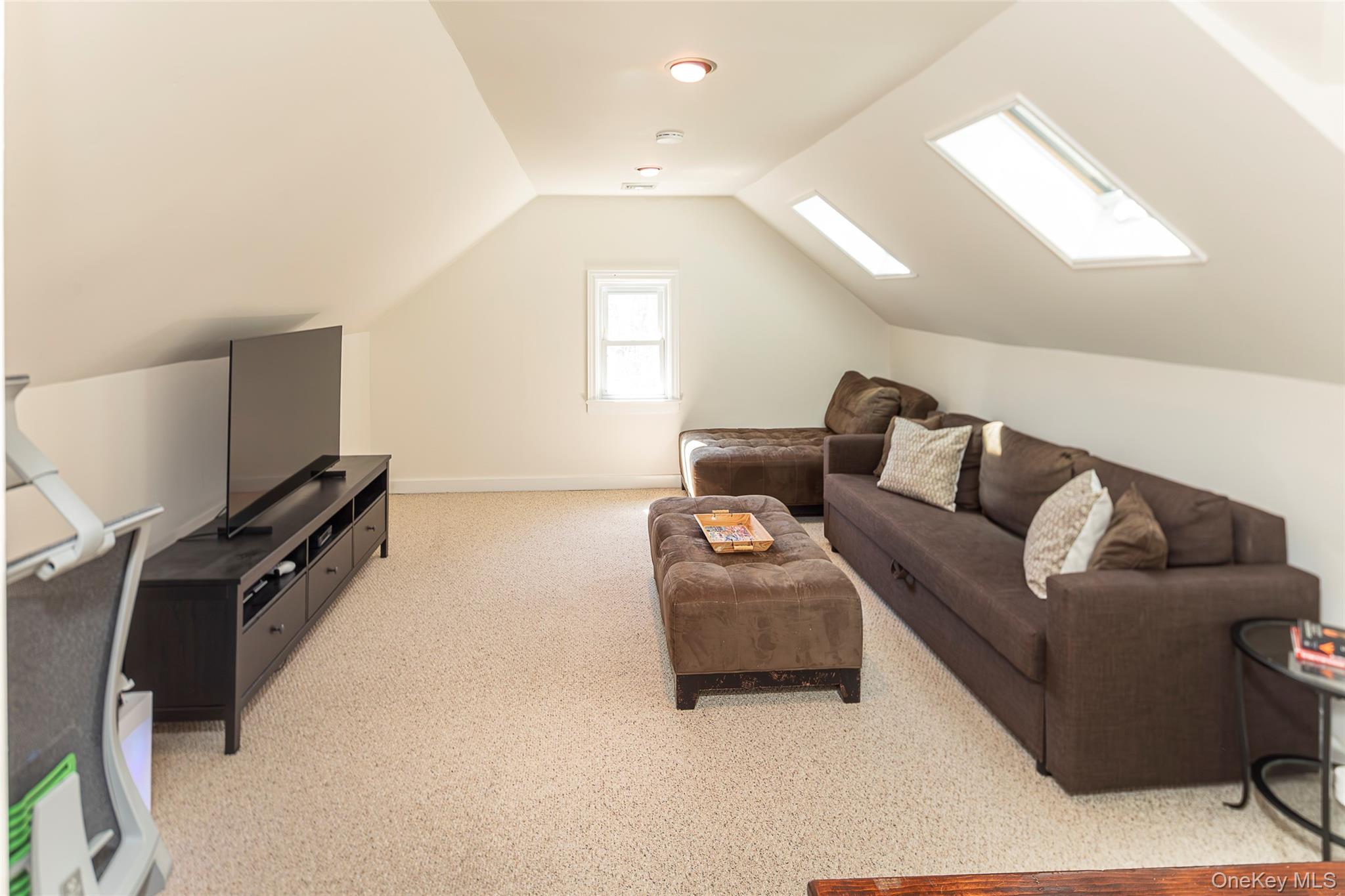 459 Bronxville Road Bronxville, NY 10708 - Photo 17 of 28