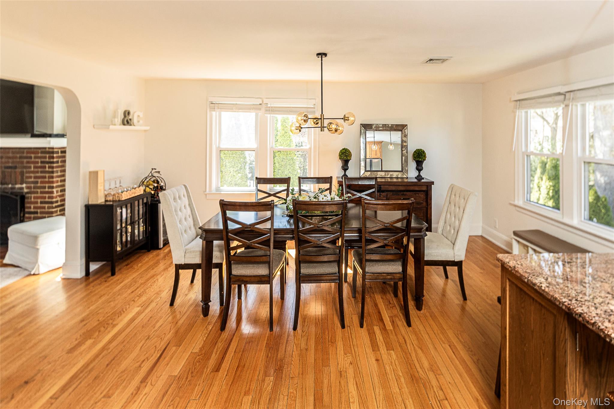 459 Bronxville Road Bronxville, NY 10708 - Photo 7 of 28