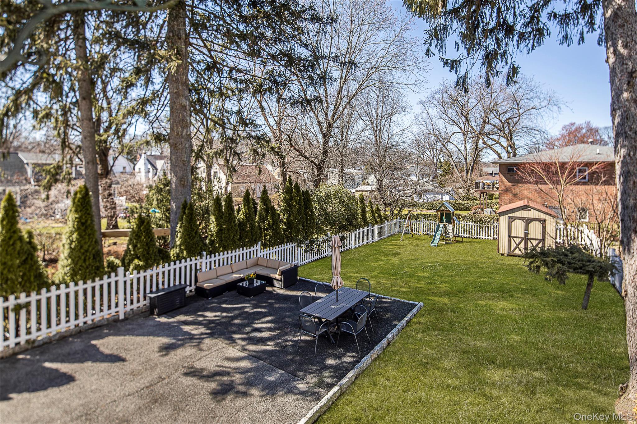 459 Bronxville Road Bronxville, NY 10708 - Photo 9 of 28