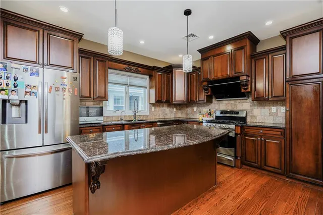 $1,150,000 | 151 Waterbury Avenue | Prince's Bay