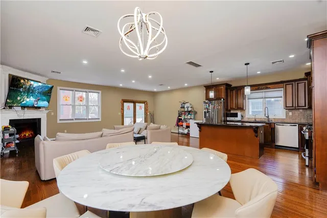 $1,150,000 | 151 Waterbury Avenue | Prince's Bay