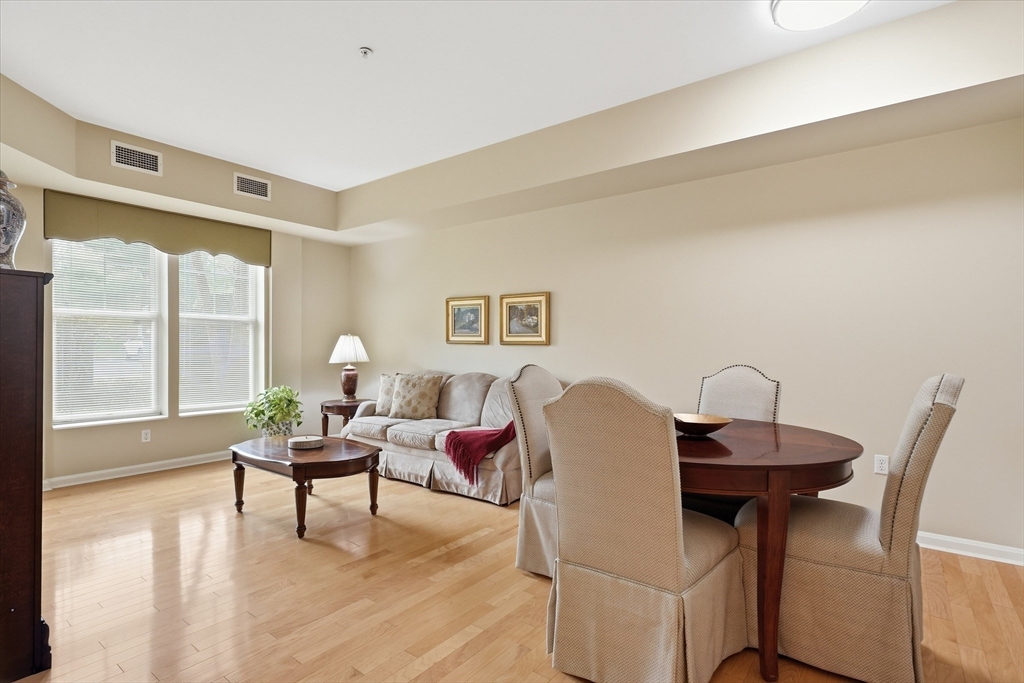 38 Village Road, Unit 110 Middleton, MA 01949 - Photo 5 of 38