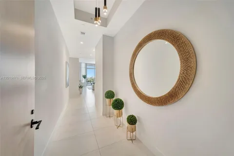 $2,000,000 | 153 North Seabreeze Boulevard, Unit 403, Fort Lauderdale, FL 33304