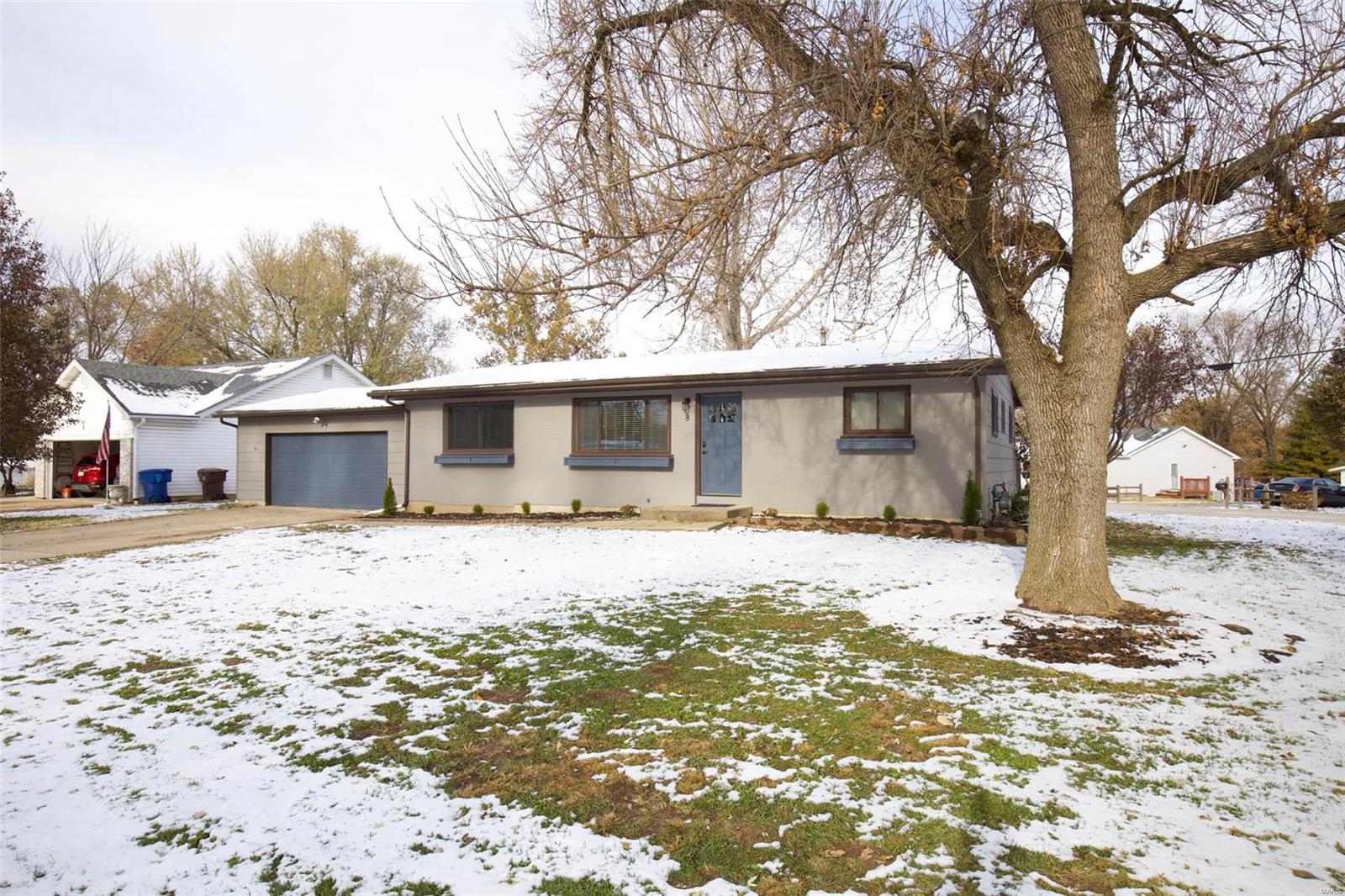 8 Circle Way St. Peters, MO 63376 - Photo 2 of 28