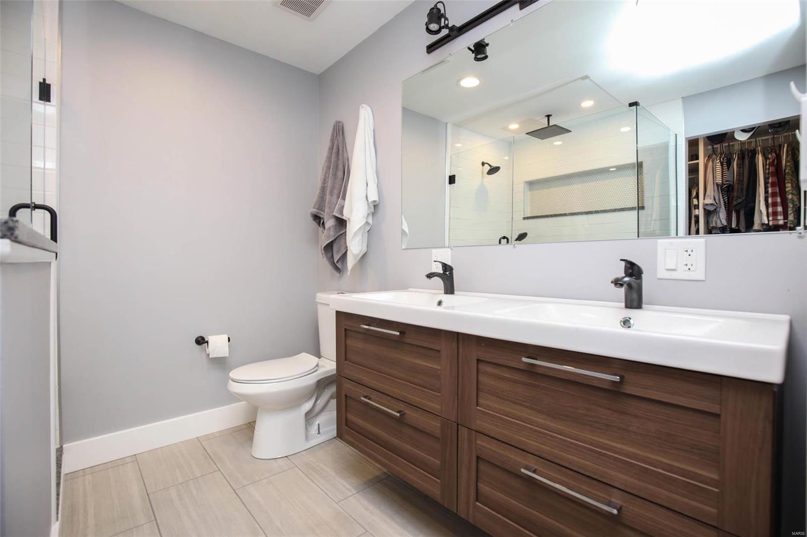 8 Circle Way St. Peters, MO 63376 - Photo 15 of 28