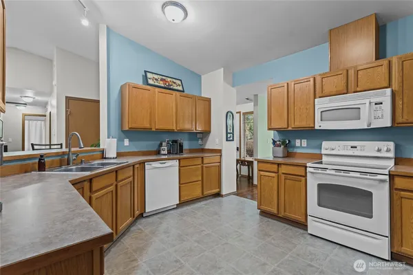 $840,000 | 21701 31st Avenue East, Spanaway, WA 98387