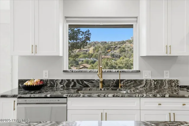 $640,000 | 4826 Hornet Drive, Prescott, AZ 86301