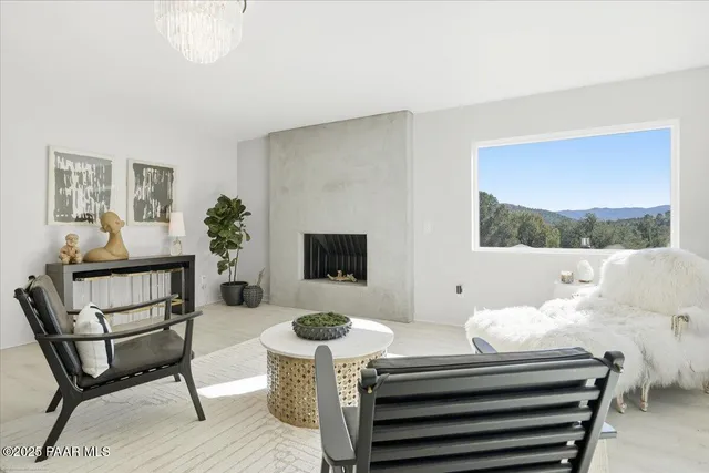 $640,000 | 4826 Hornet Drive, Prescott, AZ 86301