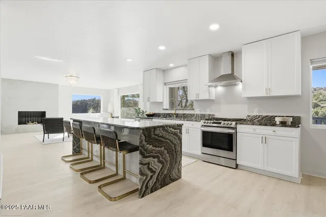 $640,000 | 4826 Hornet Drive, Prescott, AZ 86301