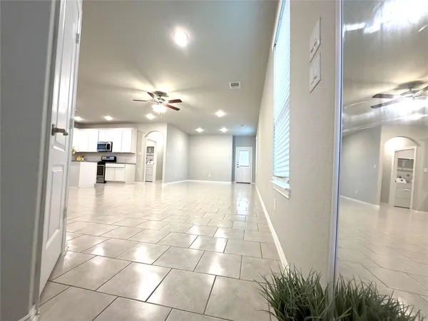 $1,950 | 31755 Wellington Pass, Fulshear, TX 77441