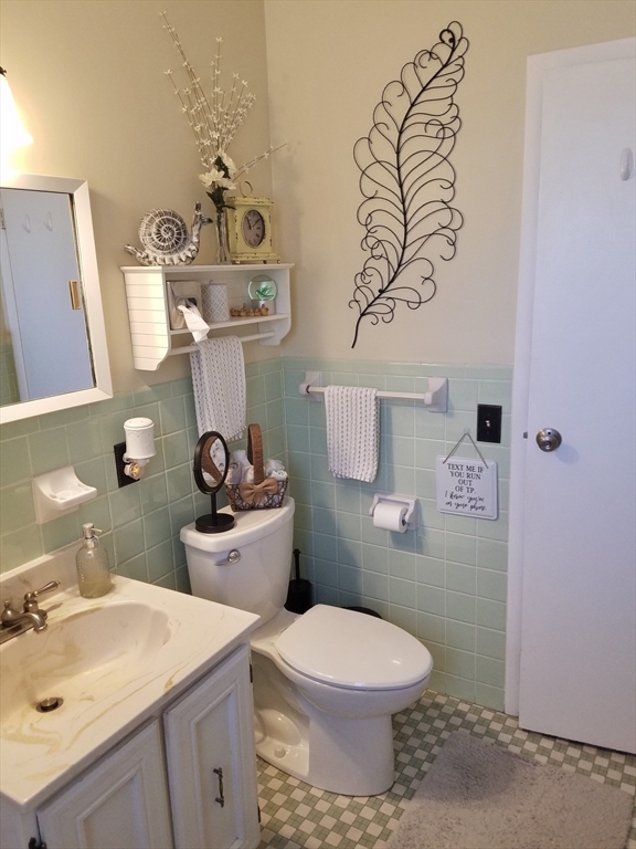 30 Colonial Circle, Unit D Chicopee, MA 01020 - Photo 23 of 31